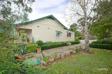 12 Matthews Ct, Launching Place, VIC 3139