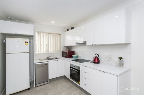 Property photo of 11 Kookaburra Parade Woodberry NSW 2322