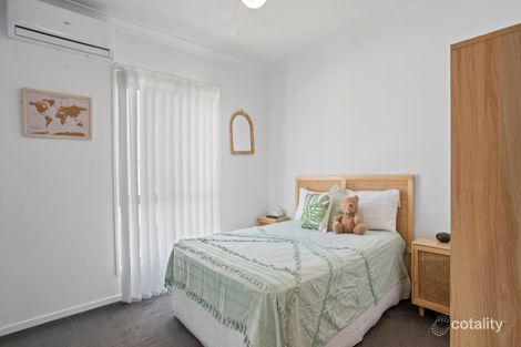Property photo of 21 Central Avenue Nirimba QLD 4551