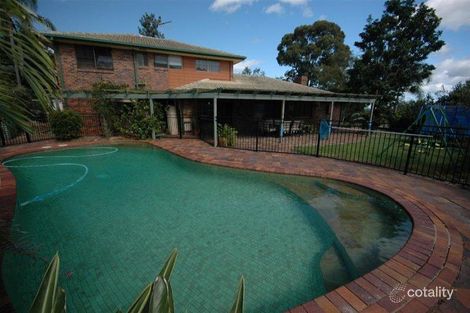 19 Donnelly Ct, Sinnamon Park, QLD 4073