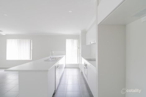 Property photo of 17 Gateway Drive Flagstone QLD 4280