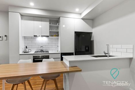 Property photo of 313/9 Commercial Road Caroline Springs VIC 3023