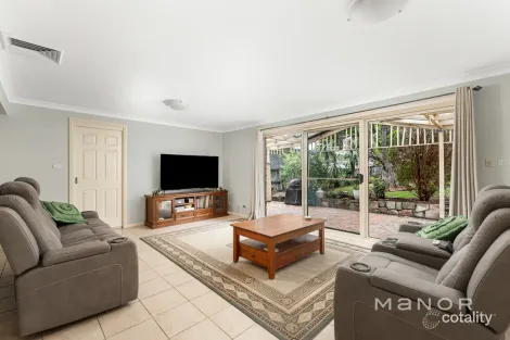 Property photo of 11 Hillgate Place Castle Hill NSW 2154