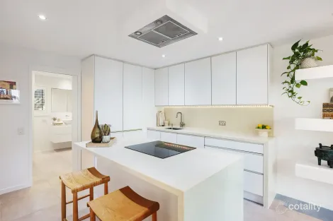 Property photo of 3/39 Alfred Street Mermaid Beach QLD 4218