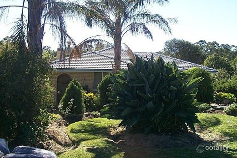 7 Arundle Ave, Greenmount, WA 6056