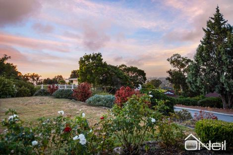 Property photo of 4 Vista Grove Mount Nasura WA 6112