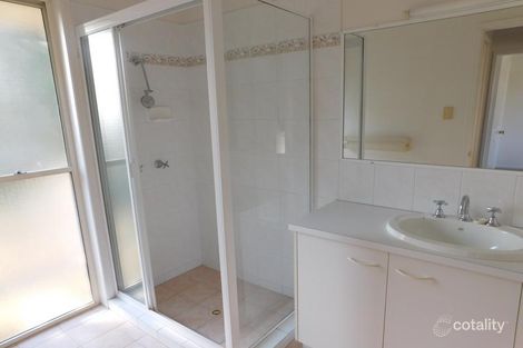 Property photo of 2/115 Akonna Street Wynnum QLD 4178