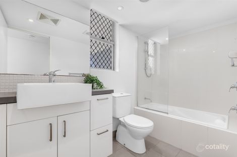 Property photo of 20/108 Nicholson Street Greenslopes QLD 4120