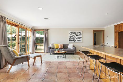 Property photo of 4 Nugent Close Jerrabomberra NSW 2619