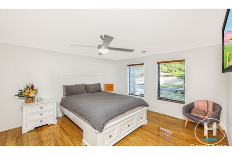 Property photo of 9 Redcliffs Crescent Roxburgh Park VIC 3064