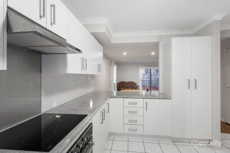 Property photo of 25/9 Lawrence Close Robertson QLD 4109