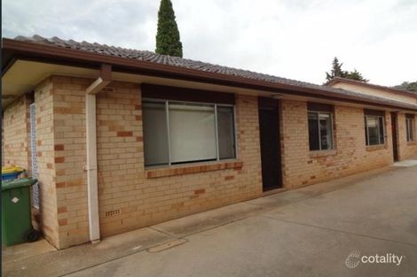 Property photo of 1/24 Kenneally Street Kooringal NSW 2650