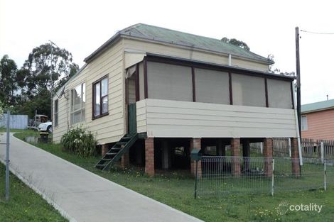 16 John St, Abermain, NSW 2326