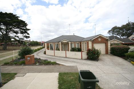 51 Broughton Dr, Highton, VIC 3216