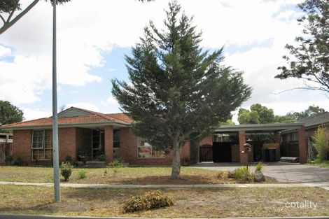 27 Angourie Cres, Taylors Lakes, VIC 3038