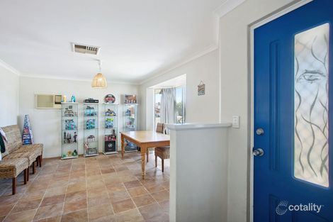 Property photo of 28 Minilya Loop Warnbro WA 6169