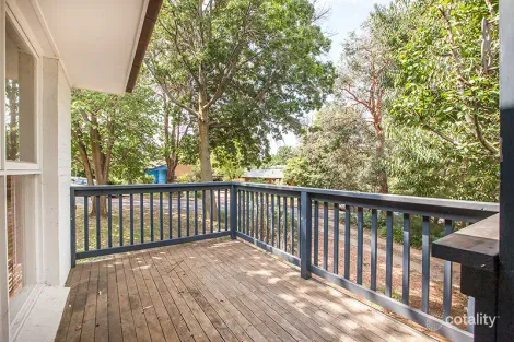 Property photo of 8 Dry Street Curtin ACT 2605