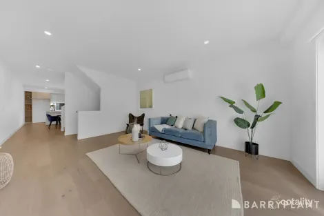 Property photo of 29 Casalingo Boulevard Mill Park VIC 3082