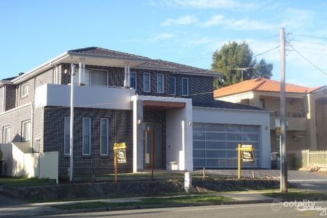 Property photo of 39 Leabons Lane Seven Hills NSW 2147