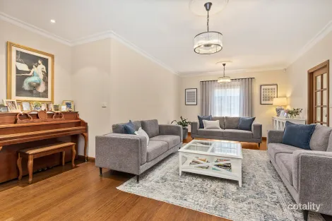 Property photo of 34 The Boulevarde Oak Flats NSW 2529