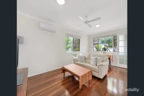 Property photo of 87 Muirlea Street Oxley QLD 4075