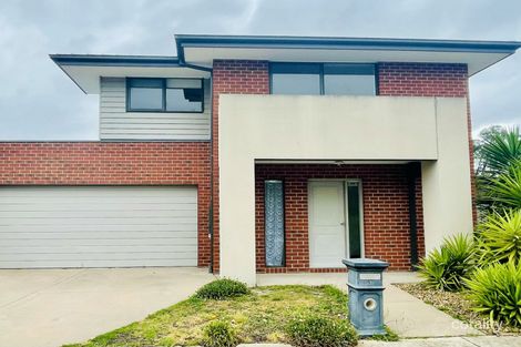 Property photo of 7 Heathland Circuit Cranbourne East VIC 3977