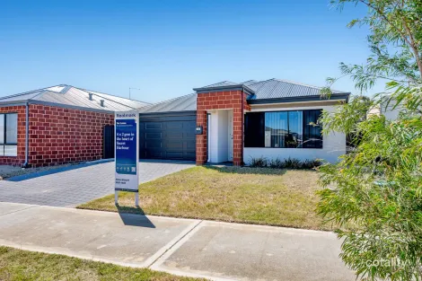 45 Mandalay Bend, Secret Harbour, WA 6173