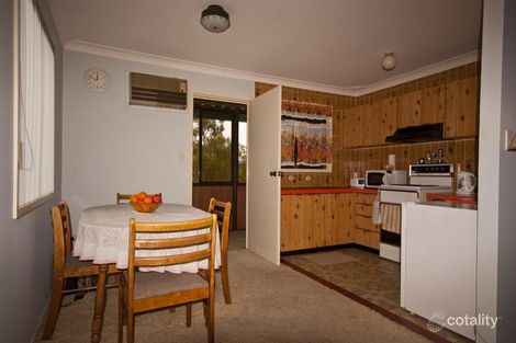 Property photo of 18 Hunter Street Charmhaven NSW 2263