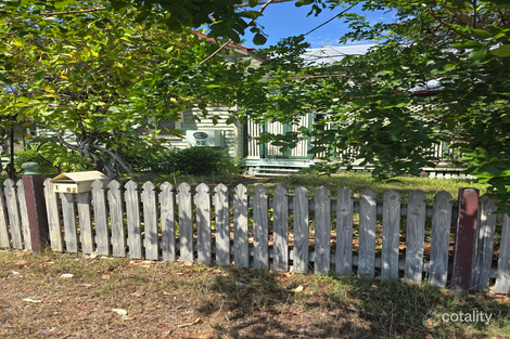 82 Denison St, Rockhampton City, QLD 4700