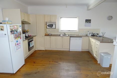 Property photo of 22 Mariners Reef Road Maryborough VIC 3465