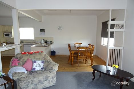 Property photo of 22 Mariners Reef Road Maryborough VIC 3465