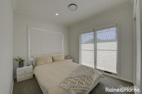 Property photo of 6 Overlanders Way Hillvue NSW 2340