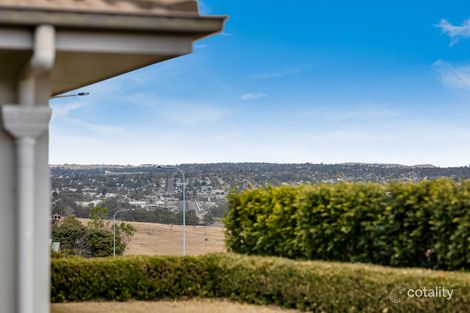 Property photo of 14 McShane Drive Mount Kynoch QLD 4350