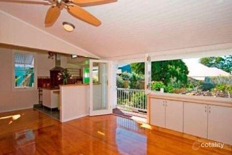 2 North St, North Ipswich, QLD 4305