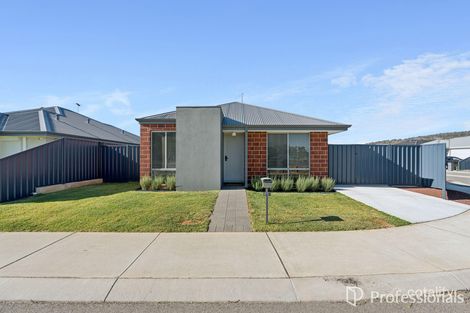 Property photo of 46 Plaimar Ramble Byford WA 6122