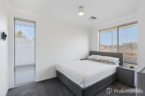 Property photo of 46 Plaimar Ramble Byford WA 6122