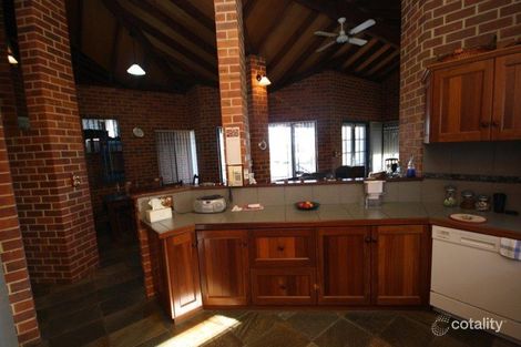 Property photo of 113 Travers Drive Australind WA 6233
