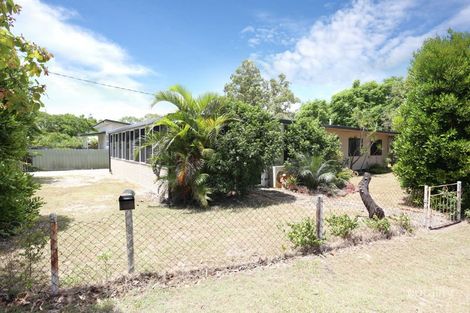 Property photo of 1379 Bribie Island Road Ningi QLD 4511