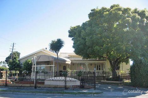 22 Normanby Ave, Thornbury, VIC 3071