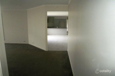 Property photo of 3 Yalding Place Deer Park VIC 3023