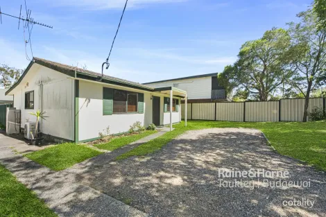 Property photo of 28 McKellar Boulevard Blue Haven NSW 2262