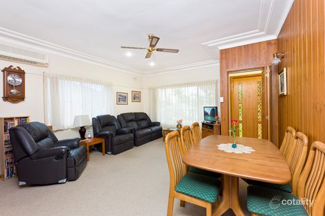 Property photo of 48 Tergur Crescent Caringbah NSW 2229