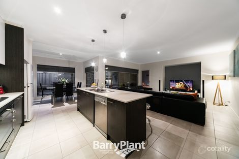 Property photo of 4 Pelican Place Pakenham VIC 3810