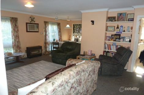 Property photo of 2 Glyndebourne Avenue Thornlie WA 6108