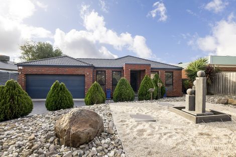 11 Dunn Ct, Darley, VIC 3340