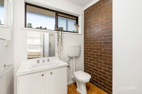 Property photo of 2/232-234 Wilsons Road Whittington VIC 3219
