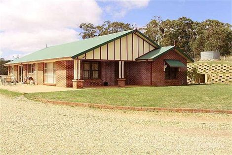 216 Barnetts Rd, Yetholme, NSW 2795