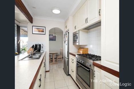 Property photo of 2 Lowes Way Padbury WA 6025
