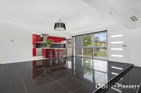 Property photo of 7 Koonalda Grove Dandenong North VIC 3175