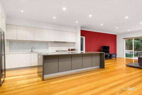 Property photo of 2 Harfleur Avenue Beaumaris VIC 3193